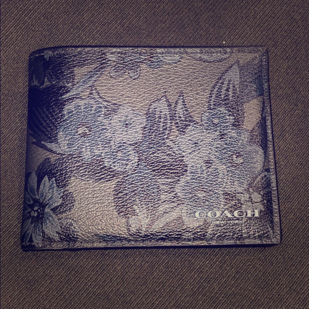 Men’s Coach blue floral Hawaiian wallet